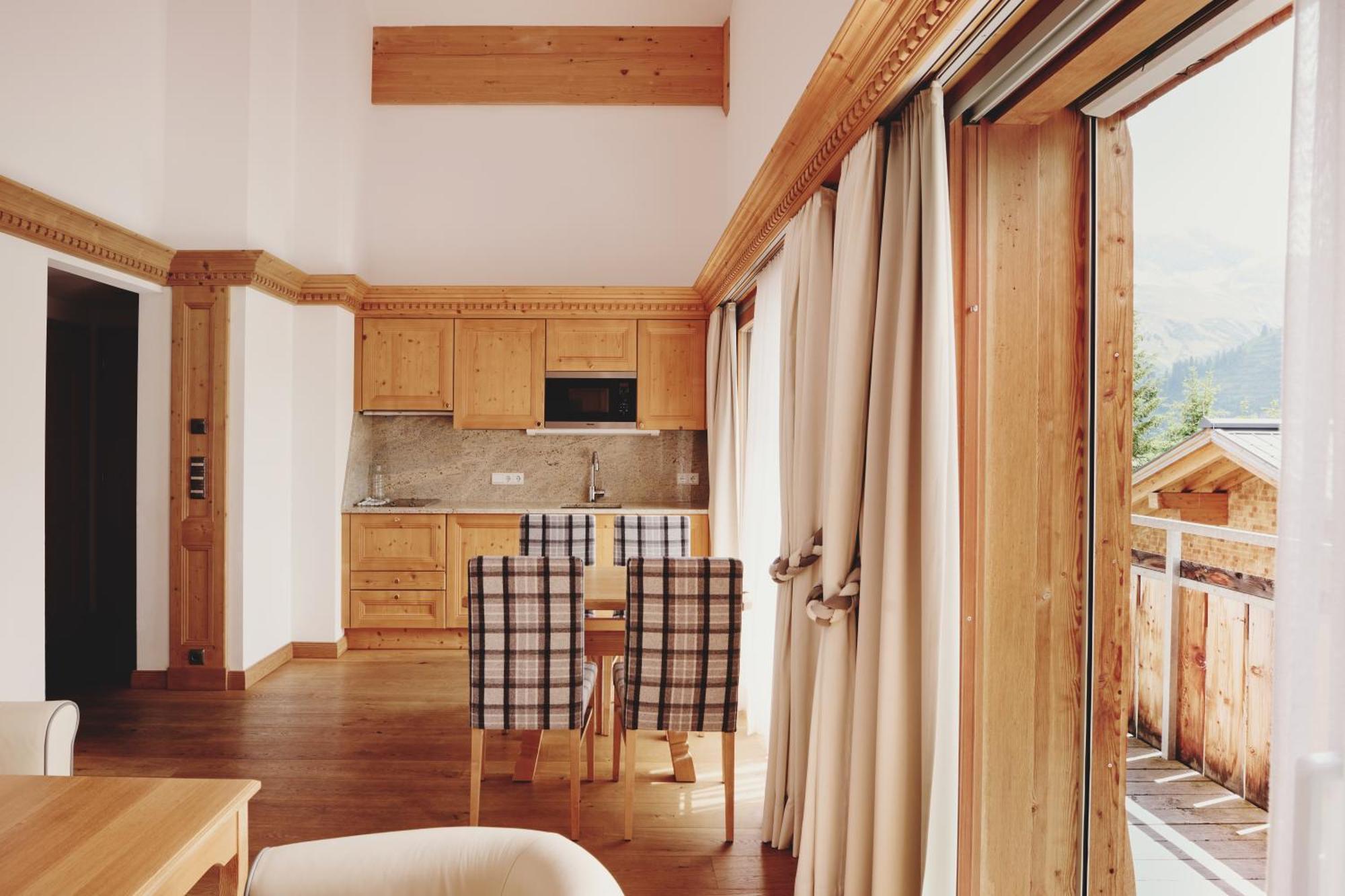 Burg Hotel Oberlech Ngoại thất bức ảnh