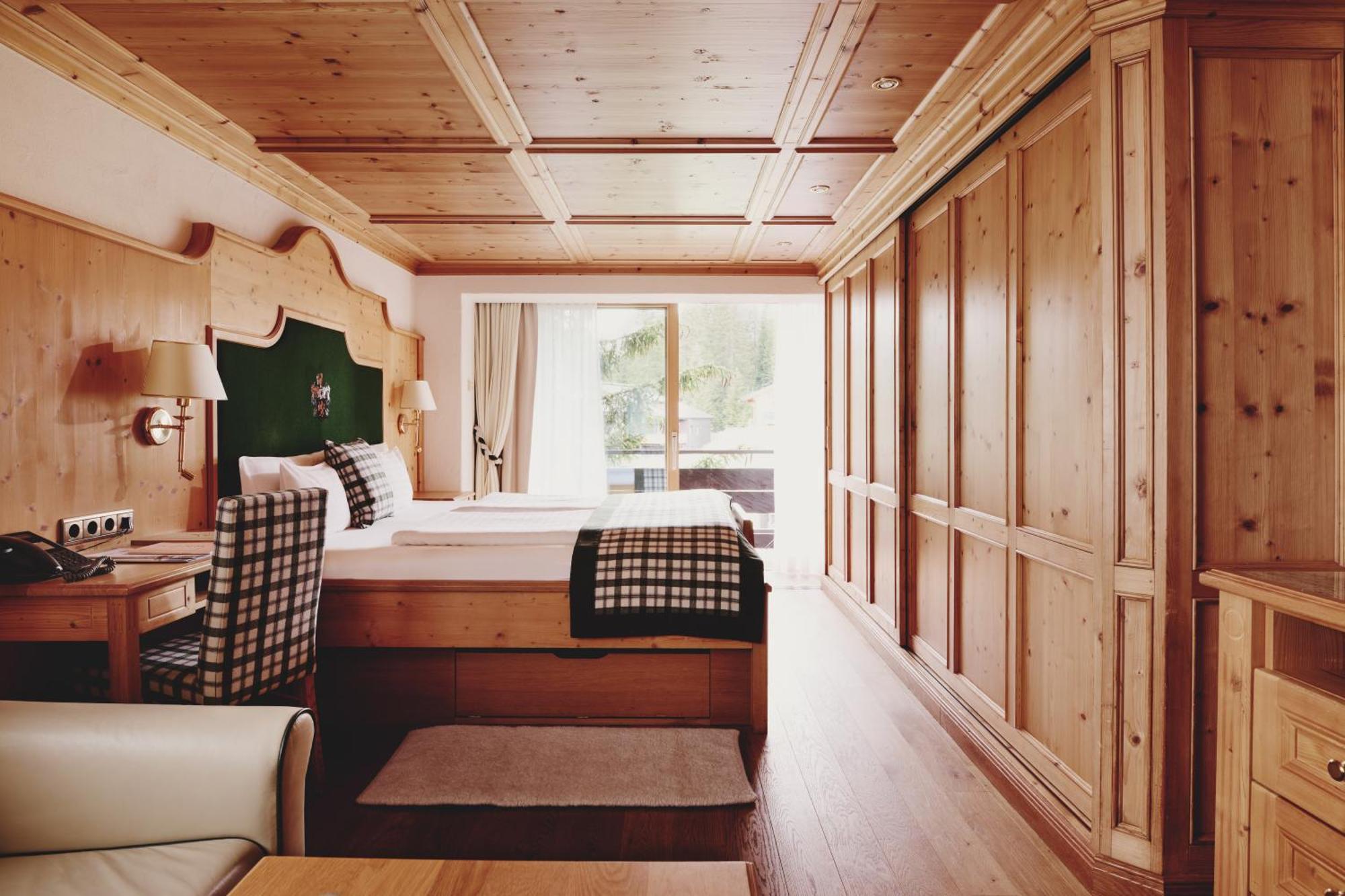 Burg Hotel Oberlech Ngoại thất bức ảnh